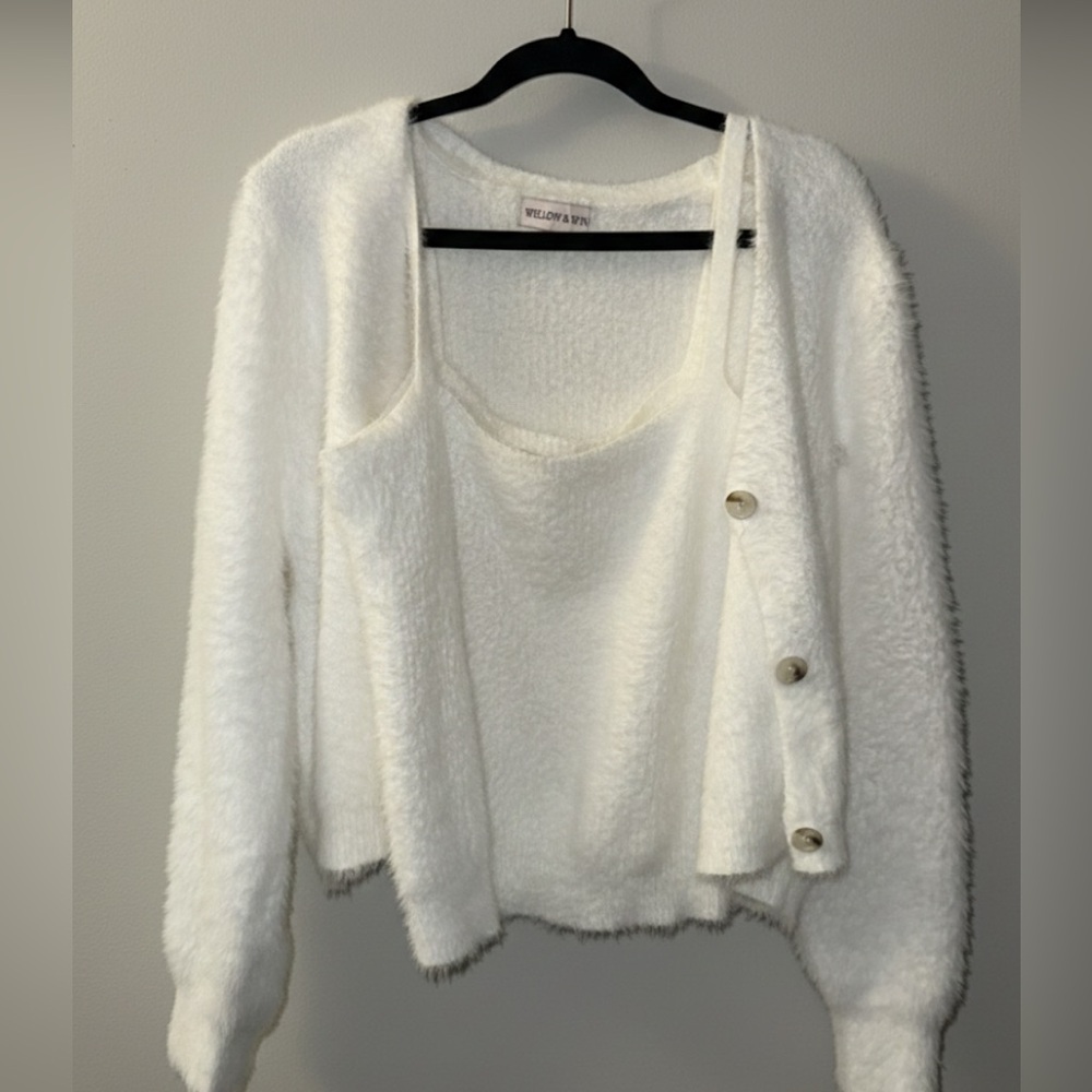 EUC Willow & Wind Fuzzy Knit 2-Piece Cardigan & Tank Set - Ivory- Size XL